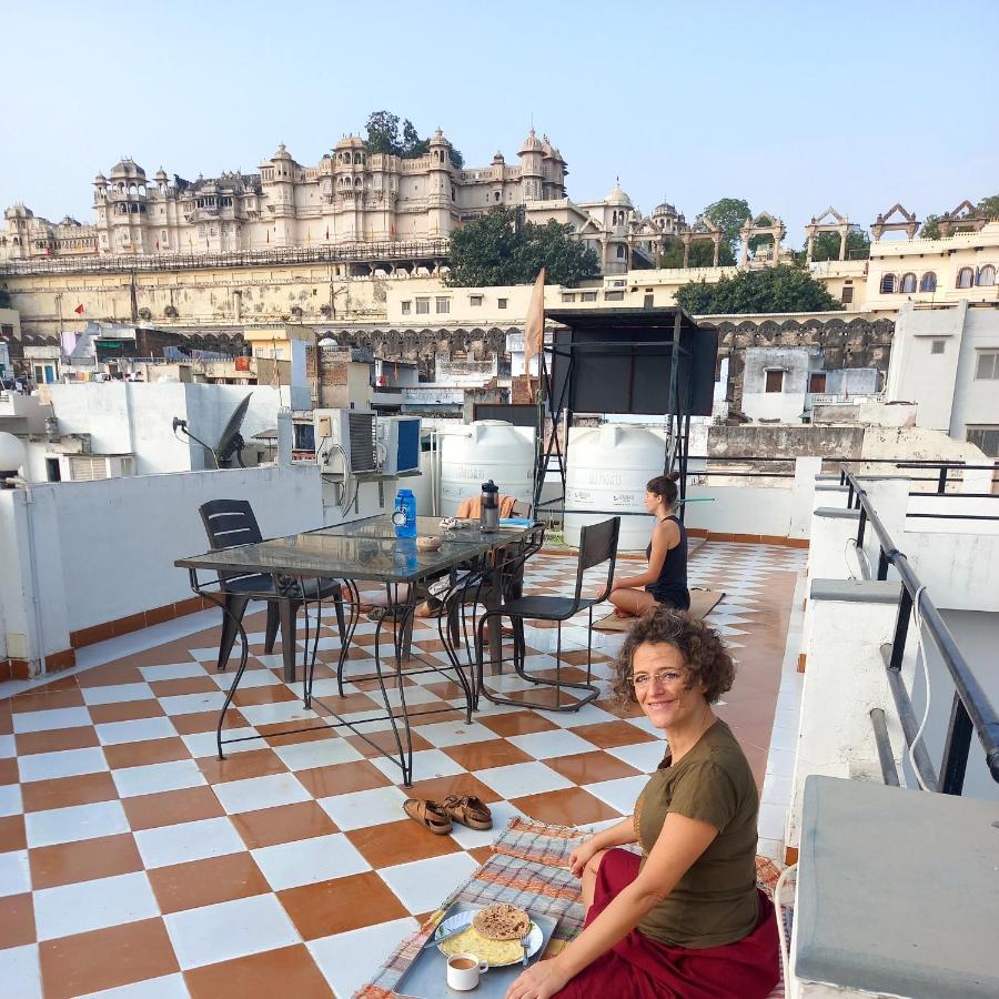 Nandini Paying Guest House Udaipur Bagian luar foto