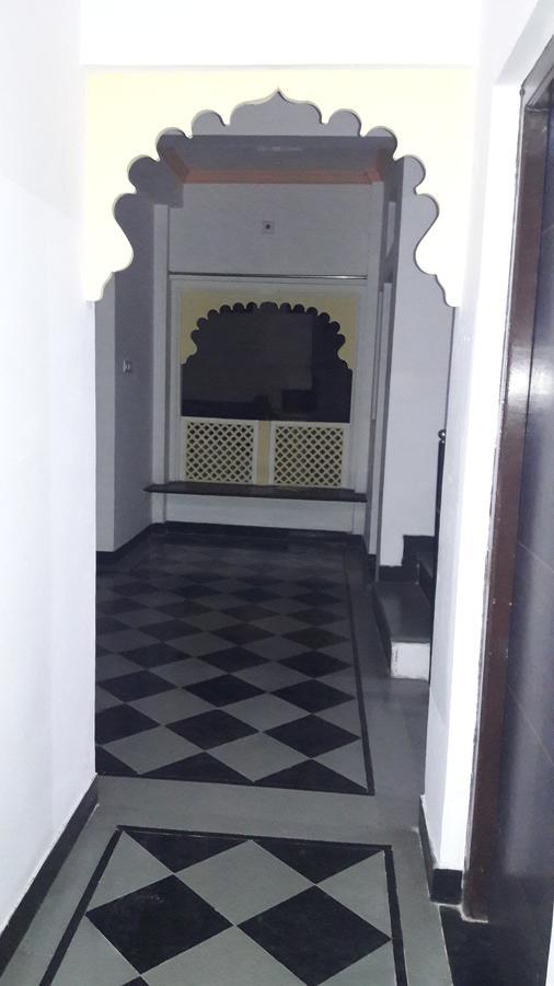 Nandini Paying Guest House Udaipur Bagian luar foto