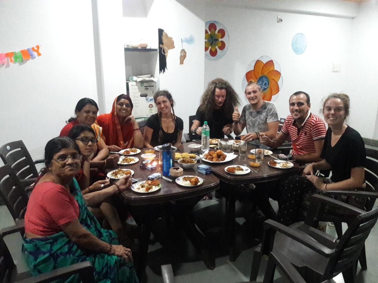 Nandini Paying Guest House Udaipur Bagian luar foto