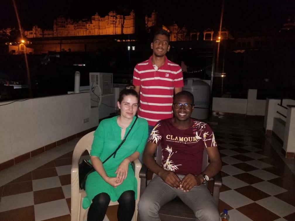 Nandini Paying Guest House Udaipur Bagian luar foto